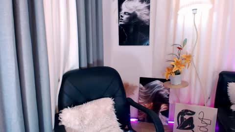 ysabellefox online show from 10, 3, 2026