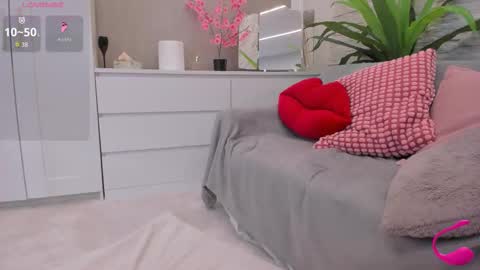 Snapshot of yssaacher chatting on 25, 2, 2026 Crazy P online show from 25, 2, 2026