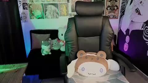 Snapshot of yuhwa chatting on 22, 9, 2025 rawr Anne Independent model online show from 22, 9, 2025