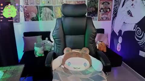 Snapshot of yuhwa chatting on 30, 9, 2025 rawr Anne Independent model online show from 30, 9, 2025