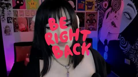 Snapshot of yuhwa chatting on 10, 10, 2025 rawr Anne Independent model online show from 10, 10, 2025