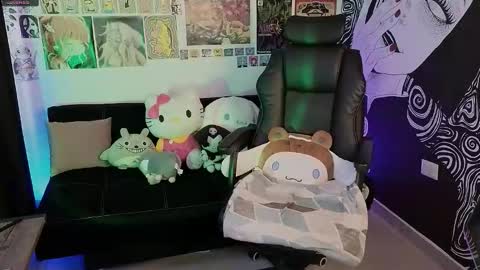 Snapshot of yuhwa chatting on 9, 11, 2025 rawr Anne Independent model online show from 9, 11, 2025