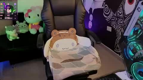 Snapshot of yuhwa chatting on 10, 11, 2025 rawr Anne Independent model online show from 10, 11, 2025