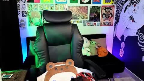 Snapshot of yuhwa chatting on 25, 11, 2025 rawr Anne Independent model online show from 25, 11, 2025