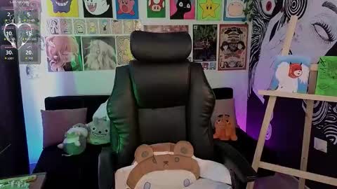    rawr   Anne Independent model      online show from 25, 3, 2026