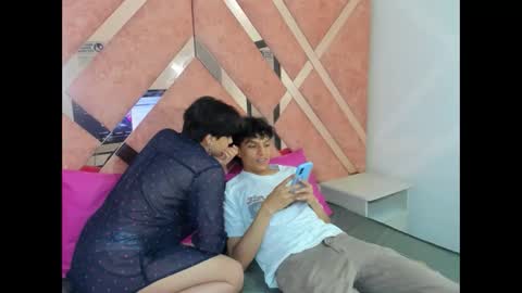 Yui  Rin online show from 2, 12, 2025