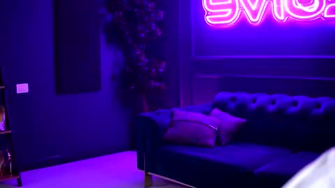 Yulia online show from 2, 11, 2025