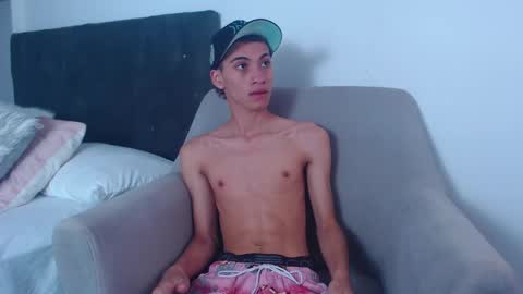 Snapshot of yulian_vasquez chatting on 15, 2, 2025 yulian_vasquez online show from 15, 2, 2025