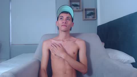 Snapshot of yulian_vasquez chatting on 18, 2, 2025 yulian_vasquez online show from 18, 2, 2025