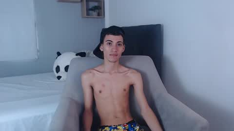 Snapshot of yulian_vasquez chatting on 21, 2, 2025 yulian_vasquez online show from 21, 2, 2025