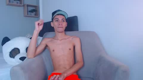 Snapshot of yulian_vasquez chatting on 23, 2, 2025 yulian_vasquez online show from 23, 2, 2025