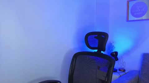 Snapshot of yulian_vasquez chatting on 18, 9, 2025 yulian_vasquez online show from 18, 9, 2025