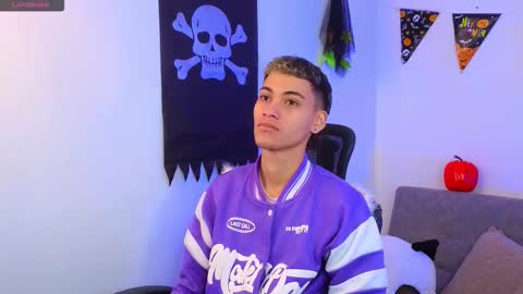 yulian_vasquez online show from 16, 10, 2025