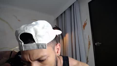 yulian 2811 online show from 1, 11, 2025