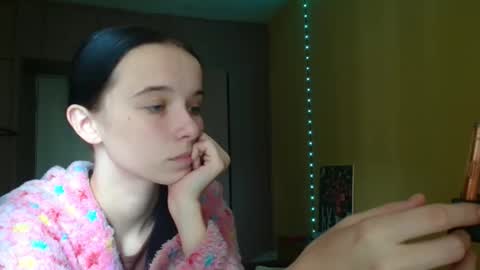 Yuliia online show from 18, 9, 2025