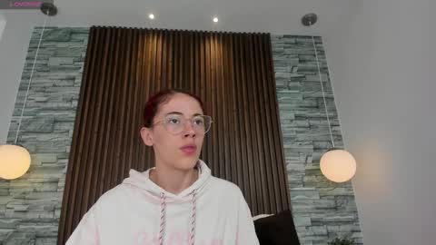 yulievans online show from 15, 10, 2025