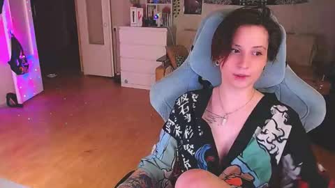 Kris online show from 27, 2, 2025