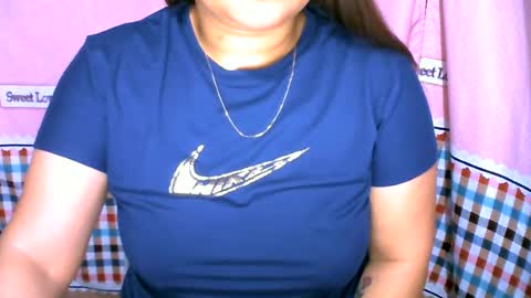 Snapshot of yumie_pussyx chatting on 19, 6, 2026 Yumie online show from 19, 6, 2026