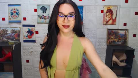 Snapshot of yumyumgreatcumts chatting on 17, 9, 2025 HOT CHLOE 3 online show from 17, 9, 2025