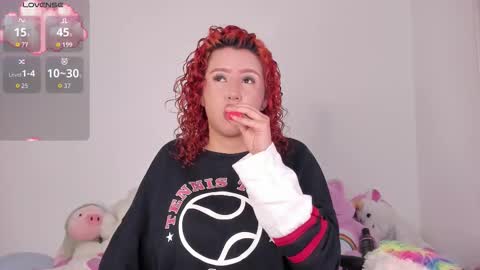 yunahott_ online show from 21, 11, 2025