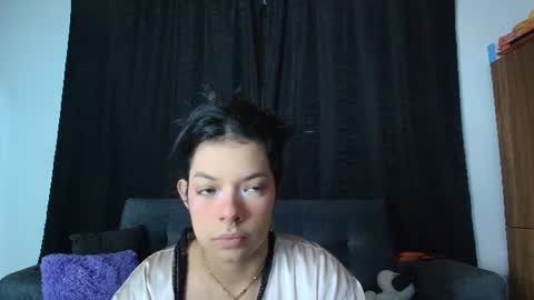 Snapshot of yungelitamor_ chatting on 23, 7, 2026 ELITA online show from 23, 7, 2026