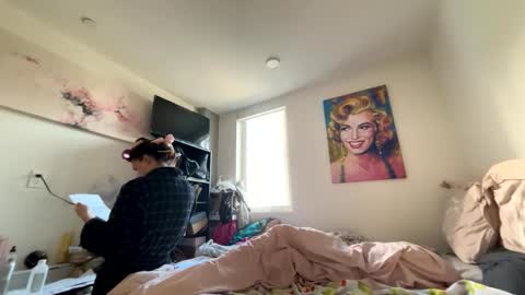 Snapshot of yungfemslut chatting on 13, 5, 2026 BbyTSSLut online show from 13, 5, 2026