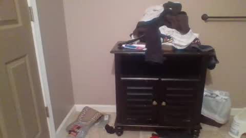 Snapshot of yungstallion10 chatting on 23, 1, 2025 Fire 0range kush online show from 23, 1, 2025