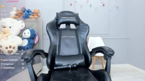 yunleah online show from 3, 2, 2026