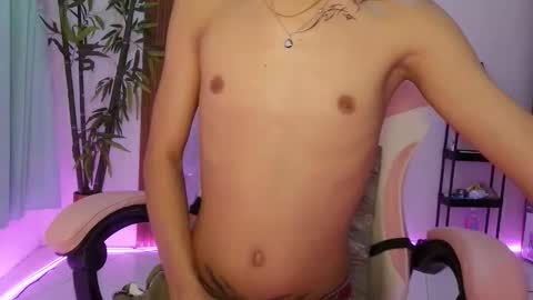 yunoxoxo online show from 10, 4, 2026