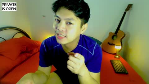 Snapshot of yuri_nation chatting on 8, 2, 2025 yuri nation online show from 8, 2, 2025