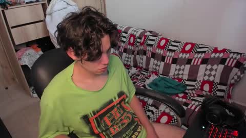 yurii_moody online show from 17, 12, 2025