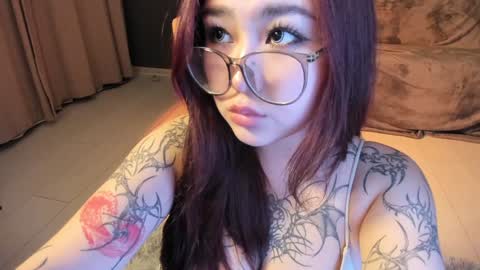 Snapshot of yurikomay chatting on 24, 1, 2025 Hi My name Yuriko online show from 24, 1, 2025