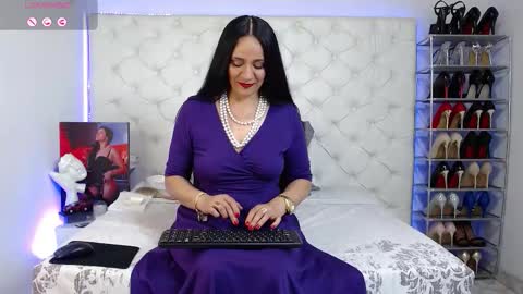    2  online show from 17, 10, 2025