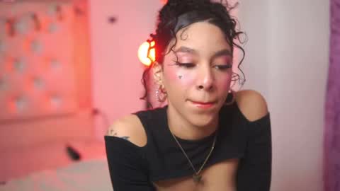Snapshot of yuyi_cam chatting on 29, 9, 2025 Yuyi Cam online show from 29, 9, 2025