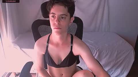 Snapshot of yuyito15 chatting on 15, 2, 2026 Yuyu online show from 15, 2, 2026