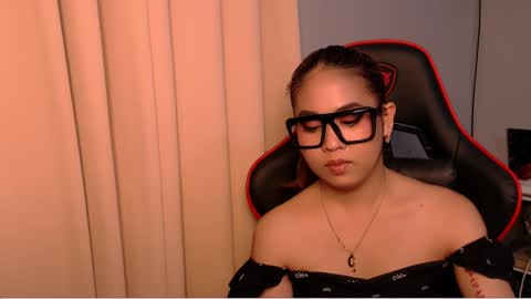 Snapshot of yvannasilva18 chatting on 6, 2, 2025 jai online show from 6, 2, 2025