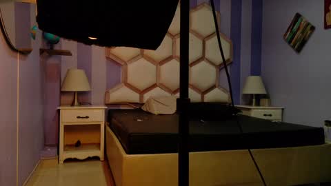 yvi online show from 16, 4, 2026