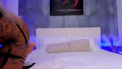 YviAnn online show from 25, 2, 2025