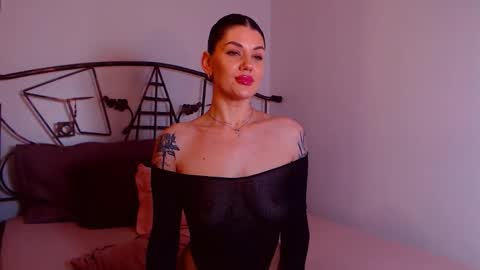 I V Y   online show from 8, 1, 2026