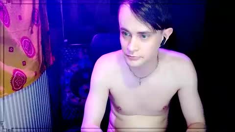 Snapshot of yyscript chatting on 5, 3, 2025 online show from 5, 3, 2025