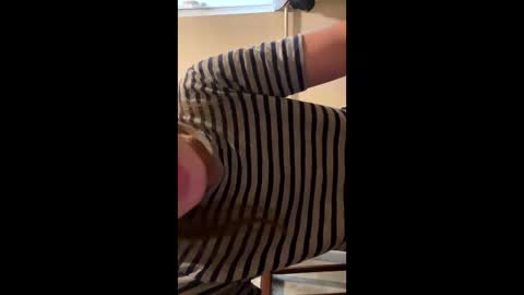 yzza_suave online show from 9, 11, 2025