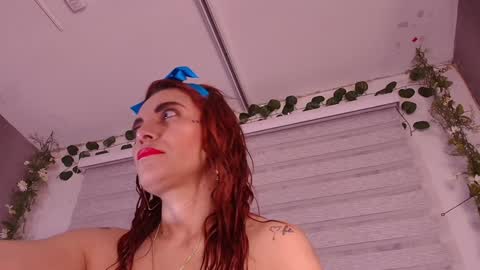 Zoe  online show from 10, 1, 2025
