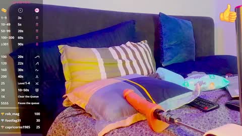 Snapshot of zac_dass chatting on 1, 1, 2025 ZAC online show from 1, 1, 2025