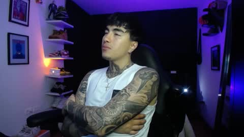 zac_muller1 online show from 6, 10, 2025