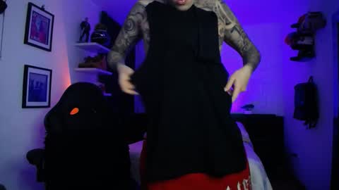 zac_muller1 online show from 16, 3, 2026