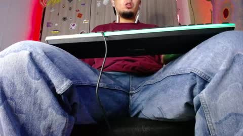 Zac Freelance model online show from 10, 12, 2024