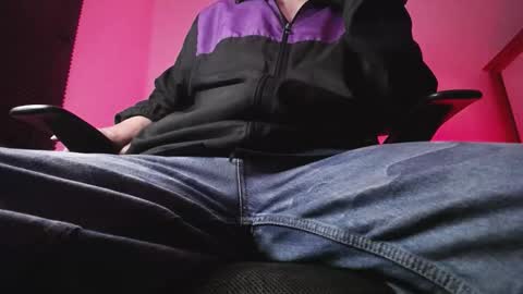 Zac Freelance model online show from 26, 10, 2025