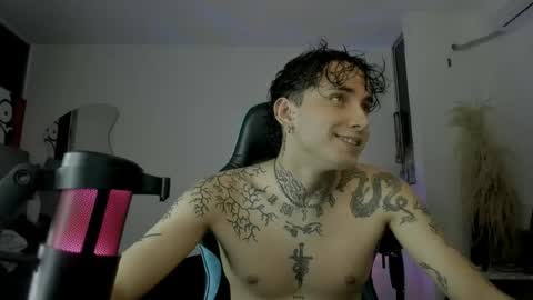 Snapshot of zack_tattoo chatting on 9, 8, 2026 zack_tattoo online show from 9, 8, 2026