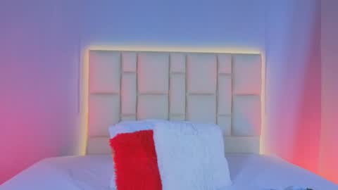 Zafiro Brown online show from 1, 12, 2025