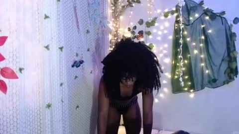 Snapshot of zafiro_azu chatting on 21, 7, 2026 zafiro_azu online show from 21, 7, 2026